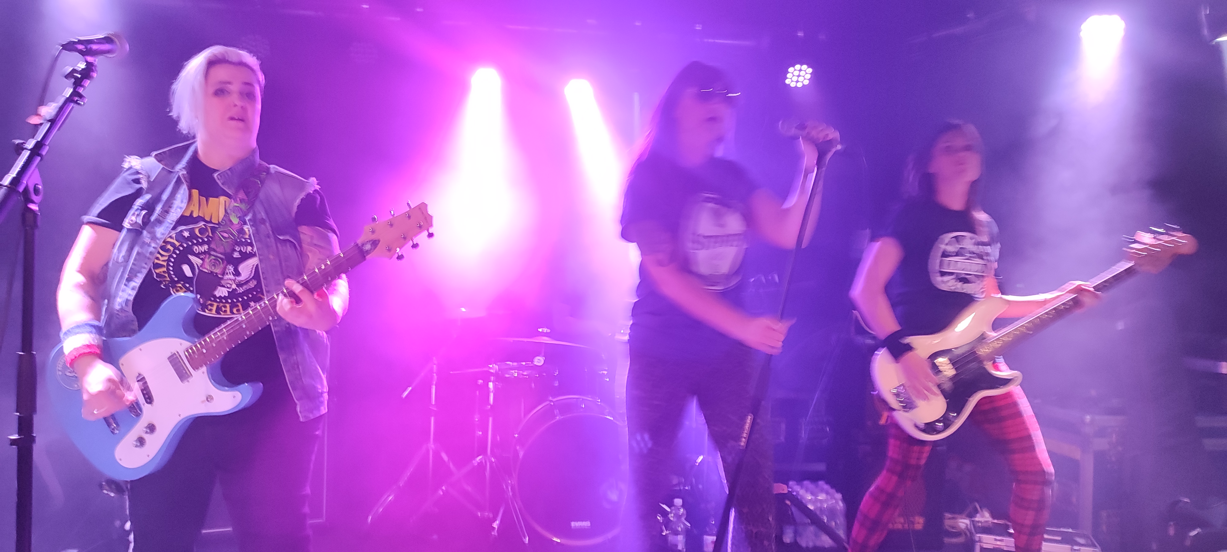 Ramonas2025-10-22RatingerHofDusseldorfGermany (3).jpg